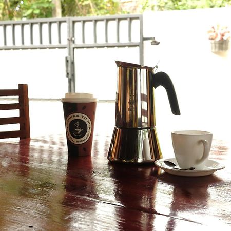 Menaka Homestay แทนกาลเล ภายนอก รูปภาพ