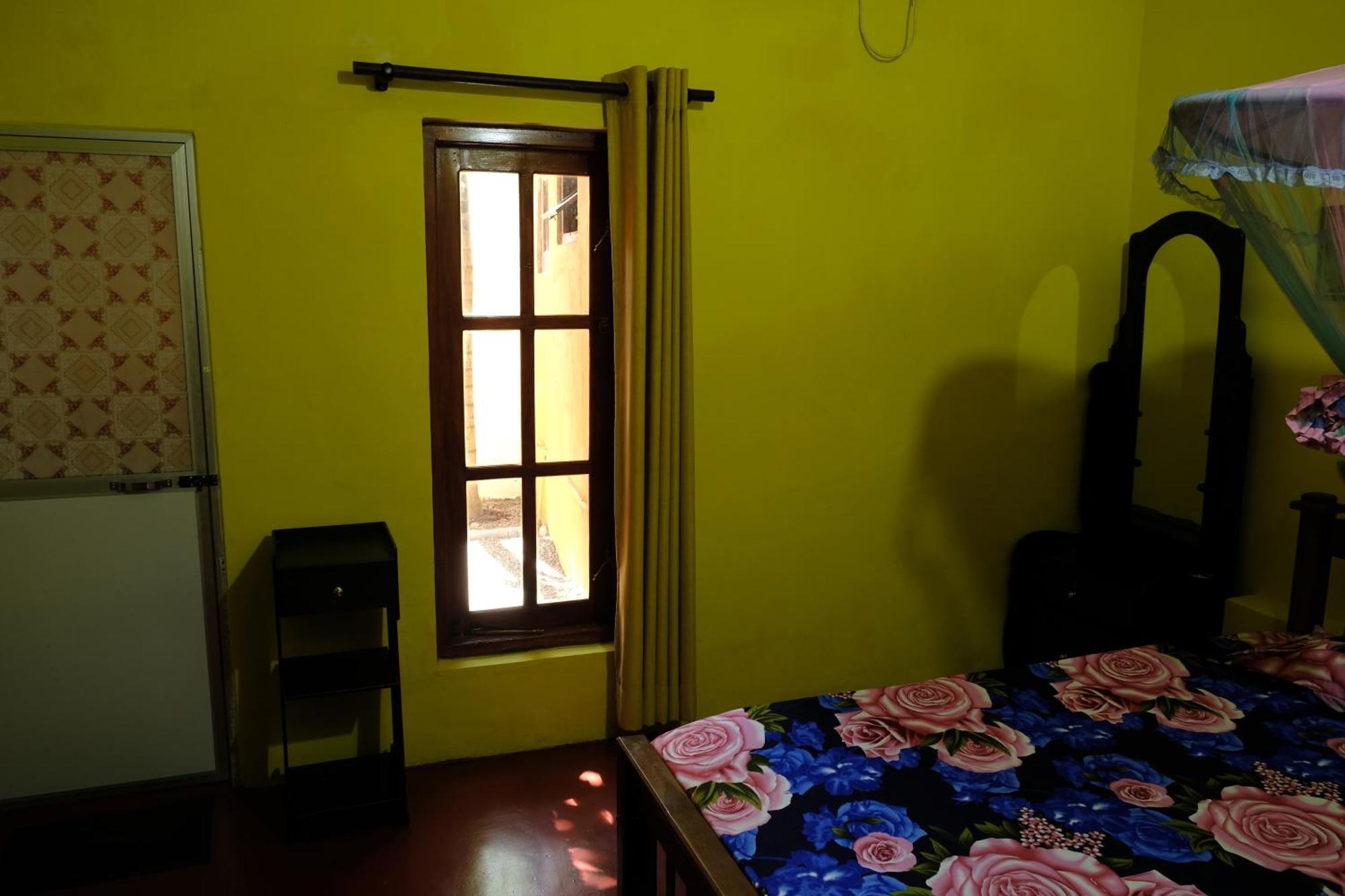 Menaka Homestay แทนกาลเล ภายนอก รูปภาพ