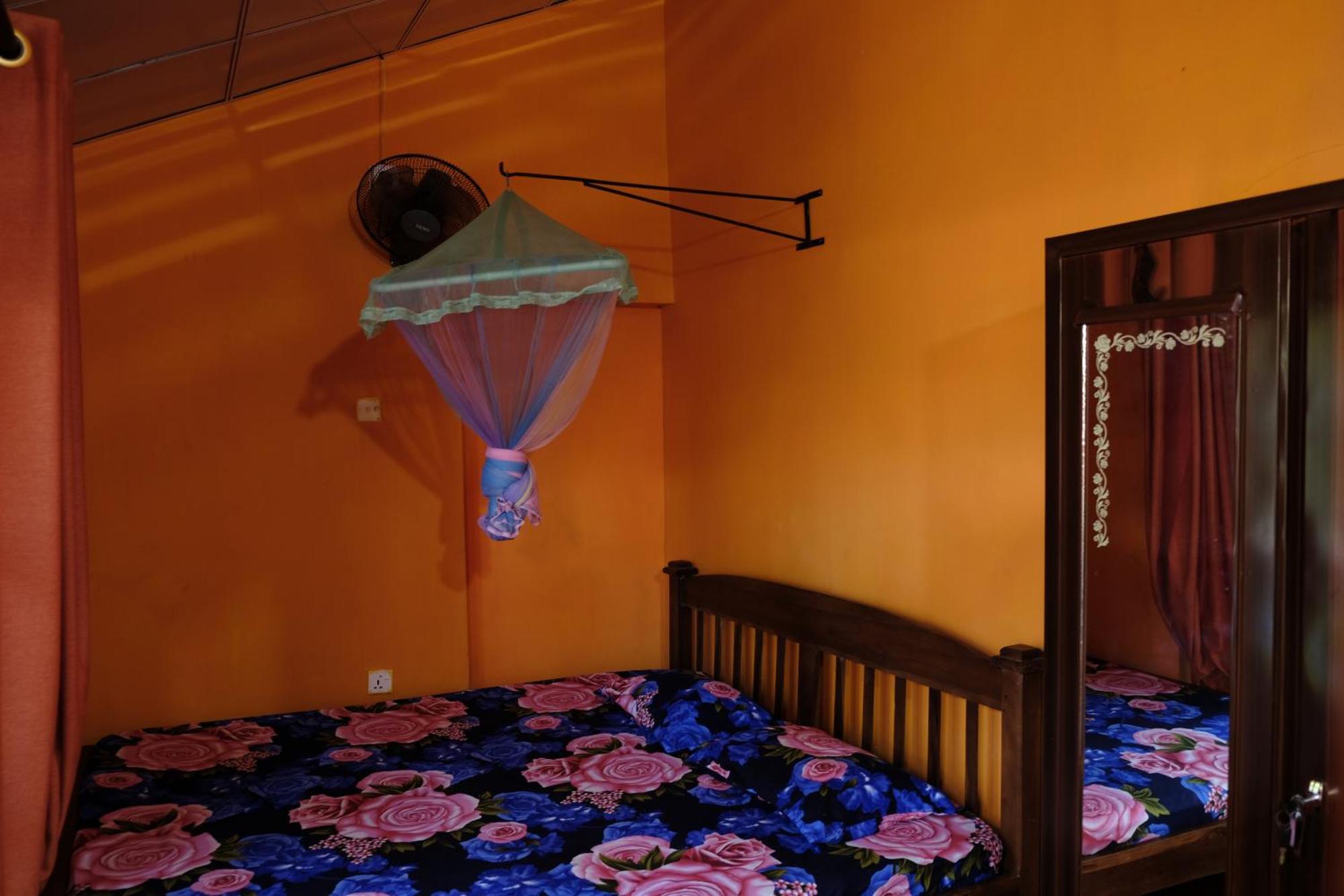 Menaka Homestay แทนกาลเล ภายนอก รูปภาพ